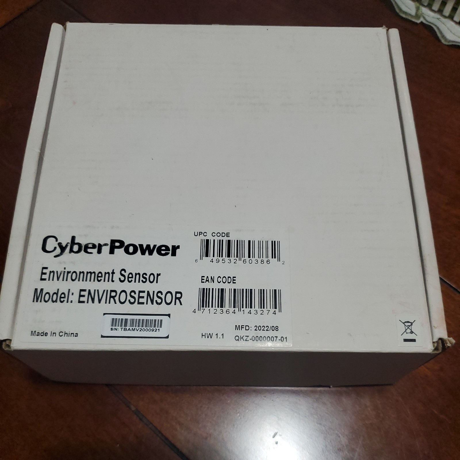 NEW IN BOX- CyberPower ENVIROSENSOR Temperature and Humidity Sensor || WARRANTY!