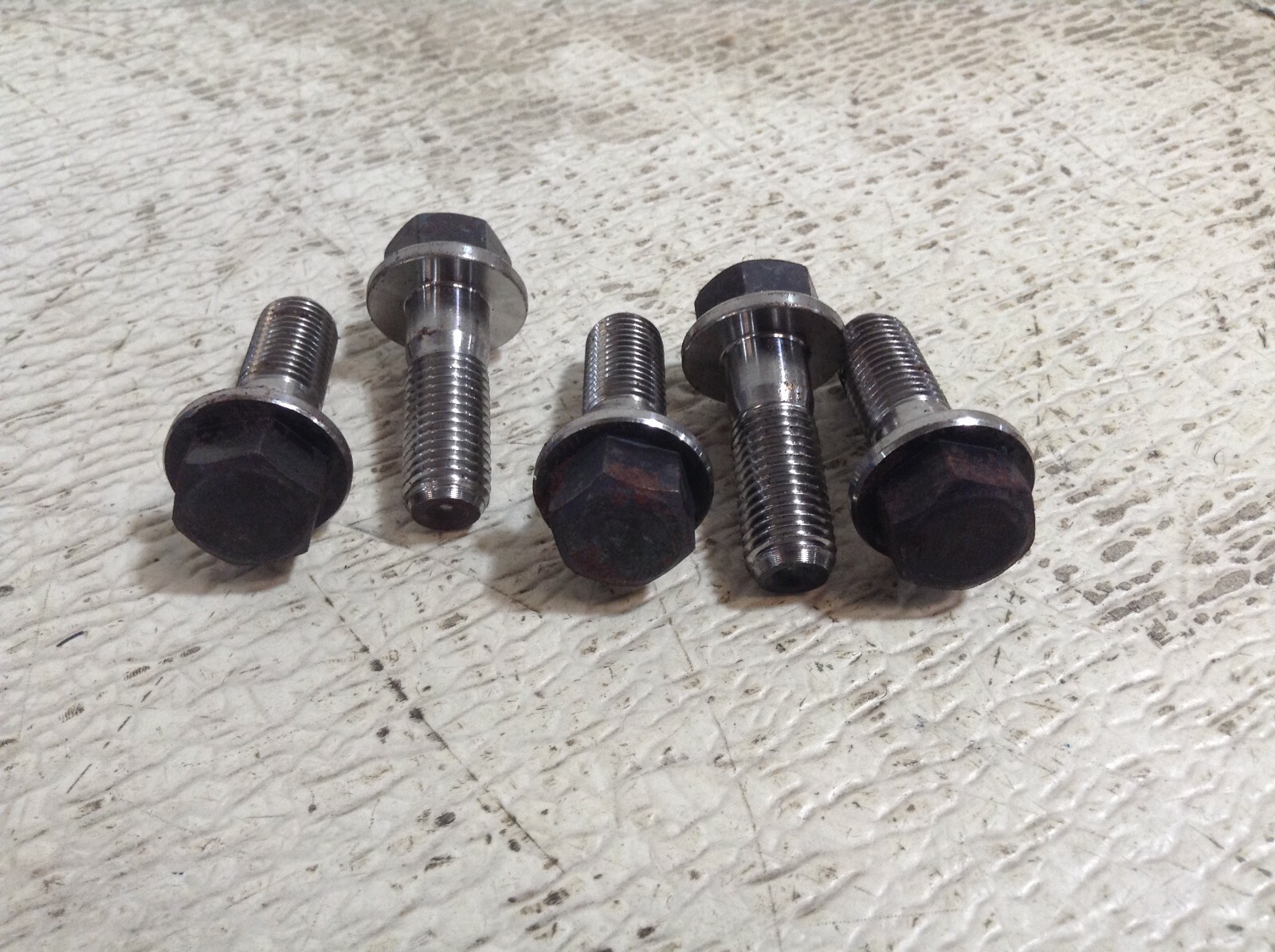 Daedong Kioti E5743-25161 Flywheel Bolt E574325161 Bag of 5 New (TSC)