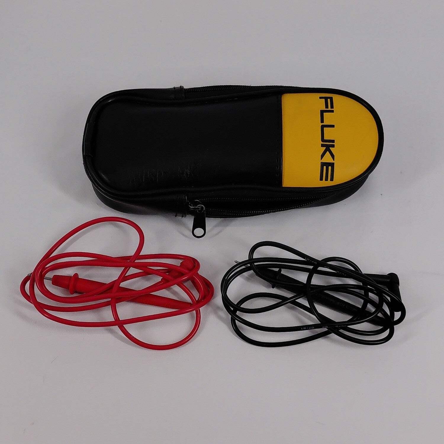 Fluke True RMS Digital Clamp Meter FLUKE-323