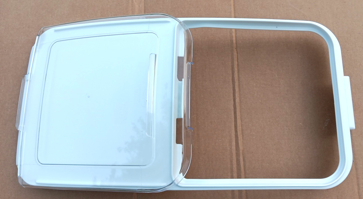 Rubbermaid FG9F7800CLR Clear Sliding Lid w/ 32 oz Scoop for 3602-88