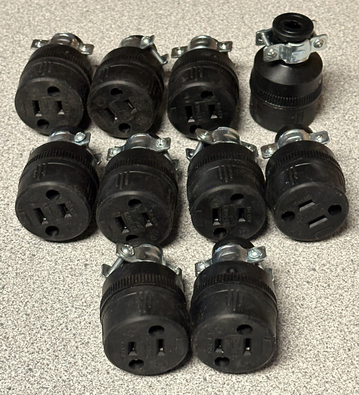 NEW LOT of 10 Cooper 224 Straight Blade Plug Connectors Rubber 15A 125V 1-15R