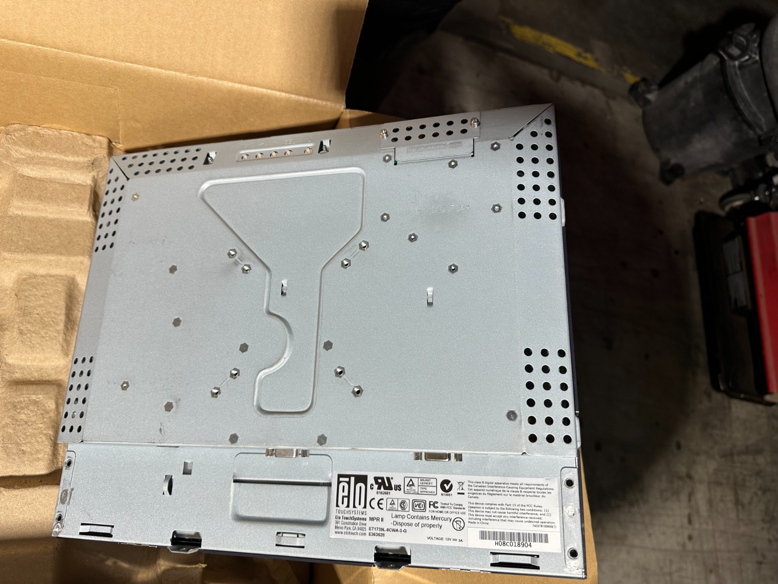 NEW ELO ET1739L-8CWA-3-G TOUCH MONITOR