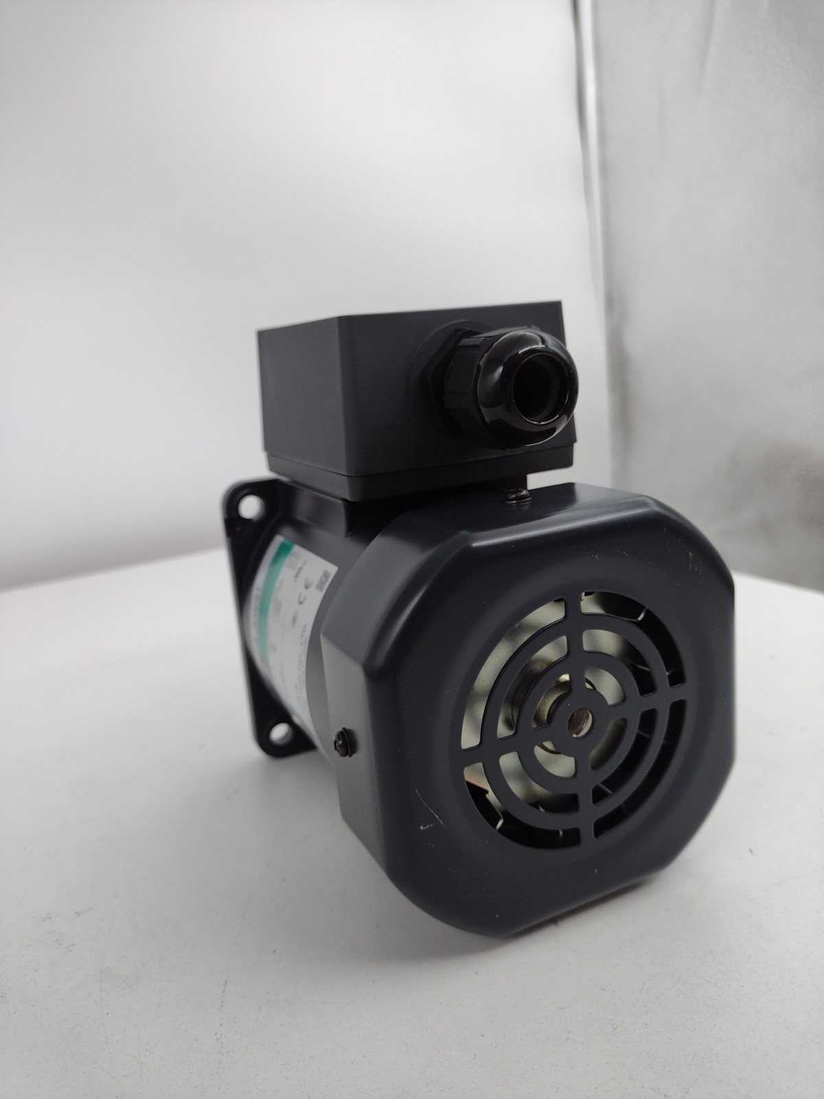 *** Oriental Motor 5IK60GE-AW2TU Induction Motor 60W 110/115VAC 1450RPM 4P