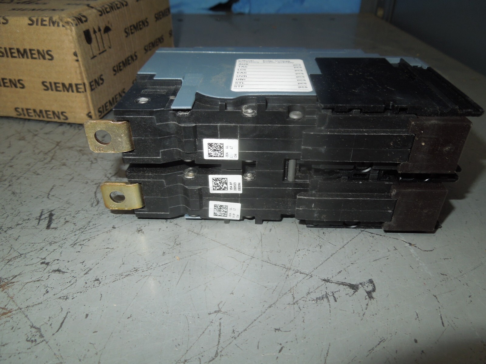 Siemens 3VA4195-4ED24-0AA0 15A 2p 600Y/347V Molded Case Breaker New Surplus
