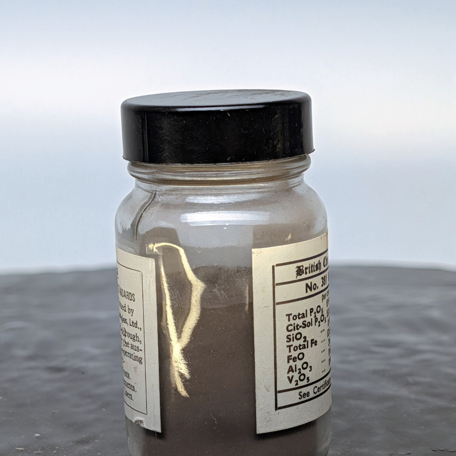 British Chemical Standards 381 Basic Slag+Reference Material Partial Jar â