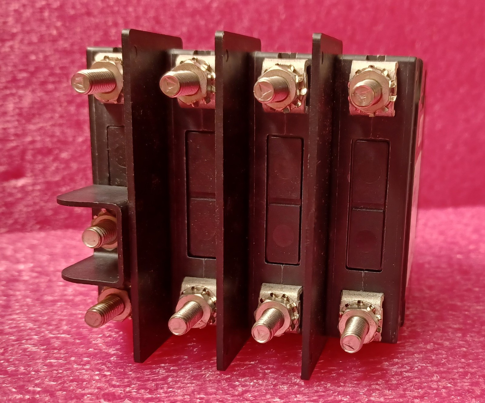 3 x AIRPAX Circuit Breaker 20A 415V, 4 pole, new/open box, for re-sale