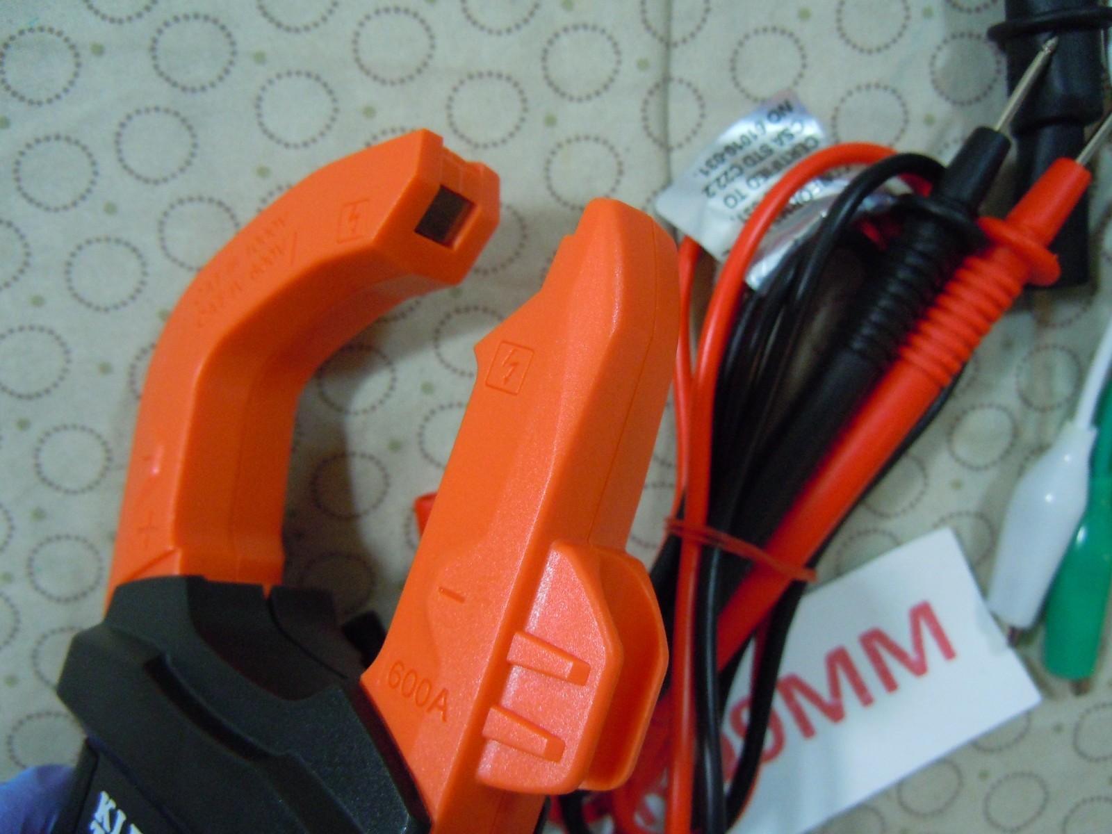 KLEIN TOOLS CL800 TRMS CLAMP METER WITH ACCESSORIES – 0208259.
