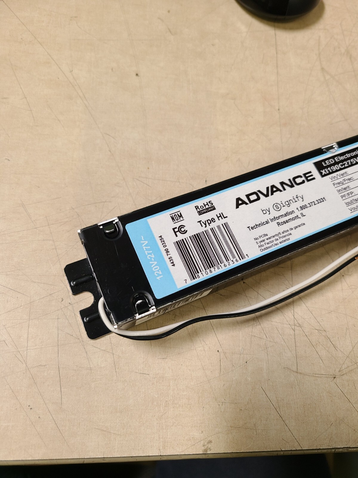 Advance Dimmable LED Driver – 190W 100-277 Vac 100-2750 mA – XI190C275V054BSG2