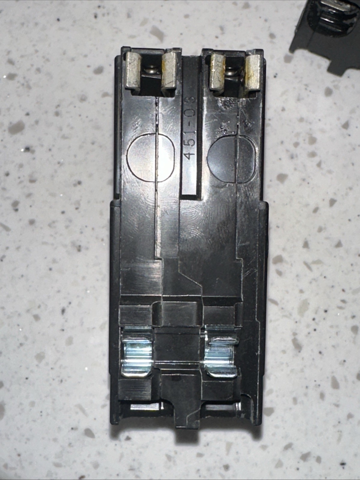 Square D QO2100 100A 2-Pole 120/240VAC Circuit Breaker, Trip Indicator