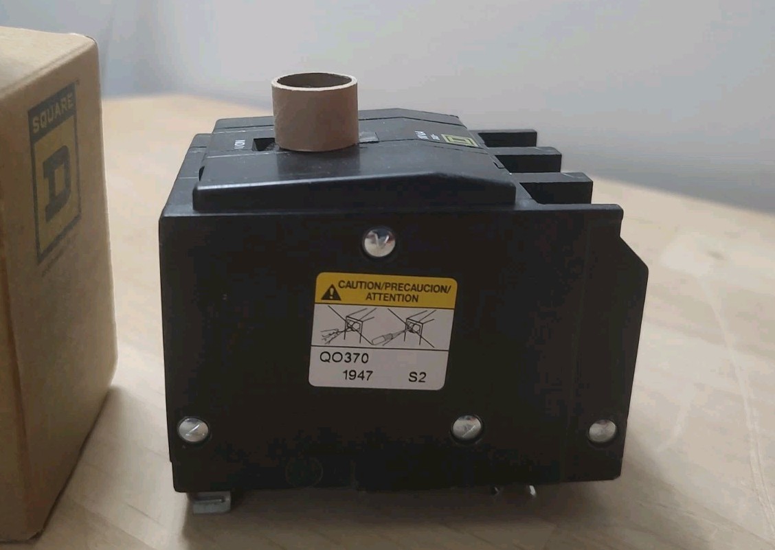 NEW Square D QO370 Type QO Plug-In Miniature Circuit Breaker 70 A 3 Pole 240 V