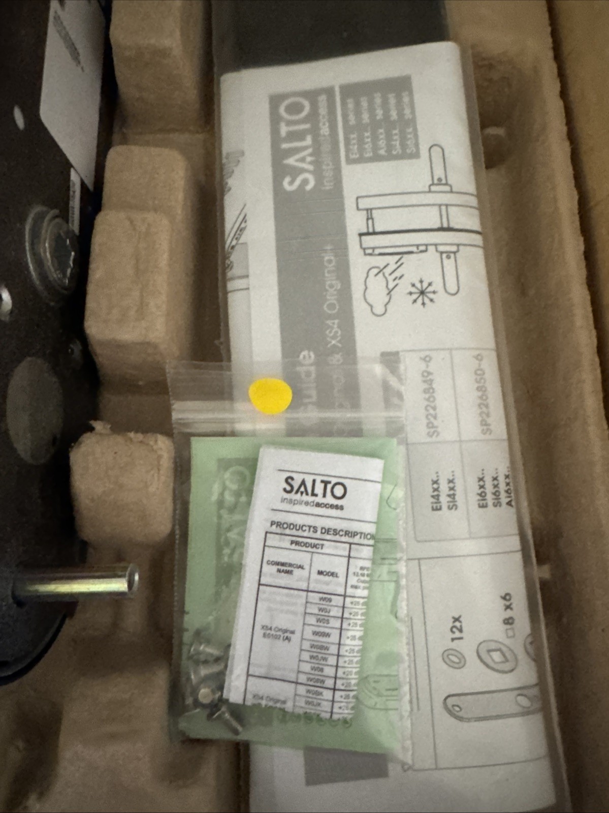 Salto AM650N00NEBH8E5 Missing Parts
