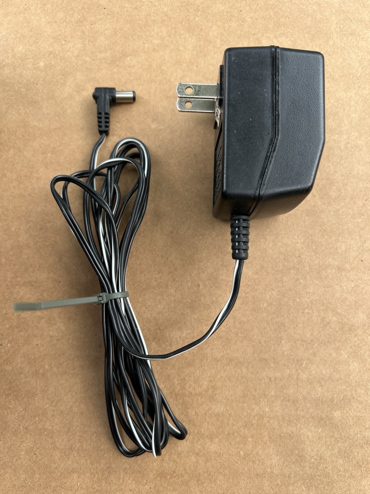 Fi-Shock SS-9000 Low Impedance 20 Mile Intermittent Electric Fence Controller