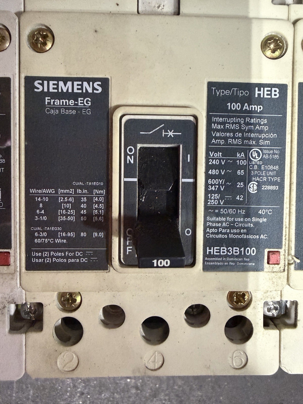 Siemens HEB3B100 Circuit Breaker 100A 3-Pole 240/480V HACR Type