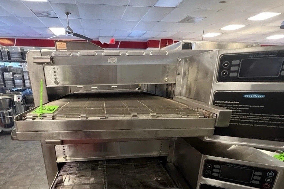 TurboChef HHC2020 48″ Electric Countertop Conveyor Oven – 208v/3ph Nice Shape!