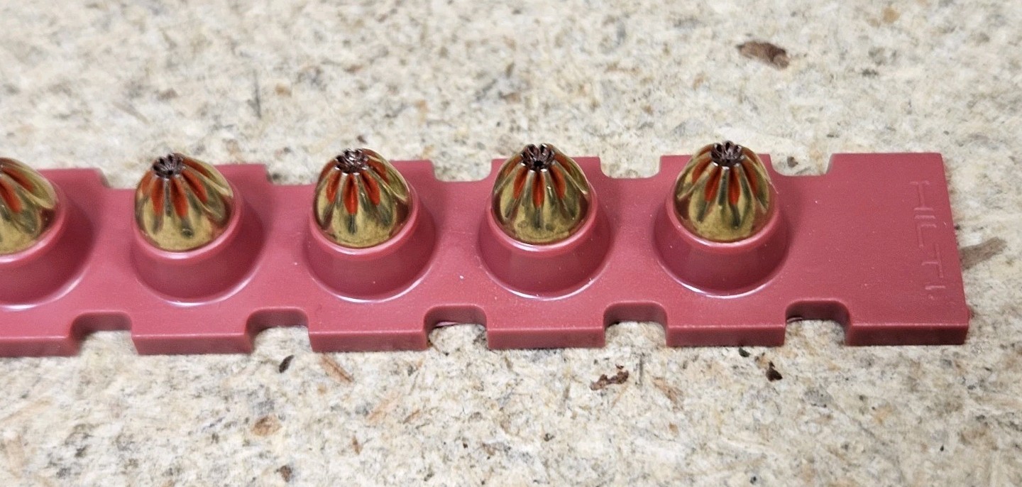 HILTI 6.8/11 M10 powder cartridges .27 cal – red – 50353 – 10 strips – 100 shots
