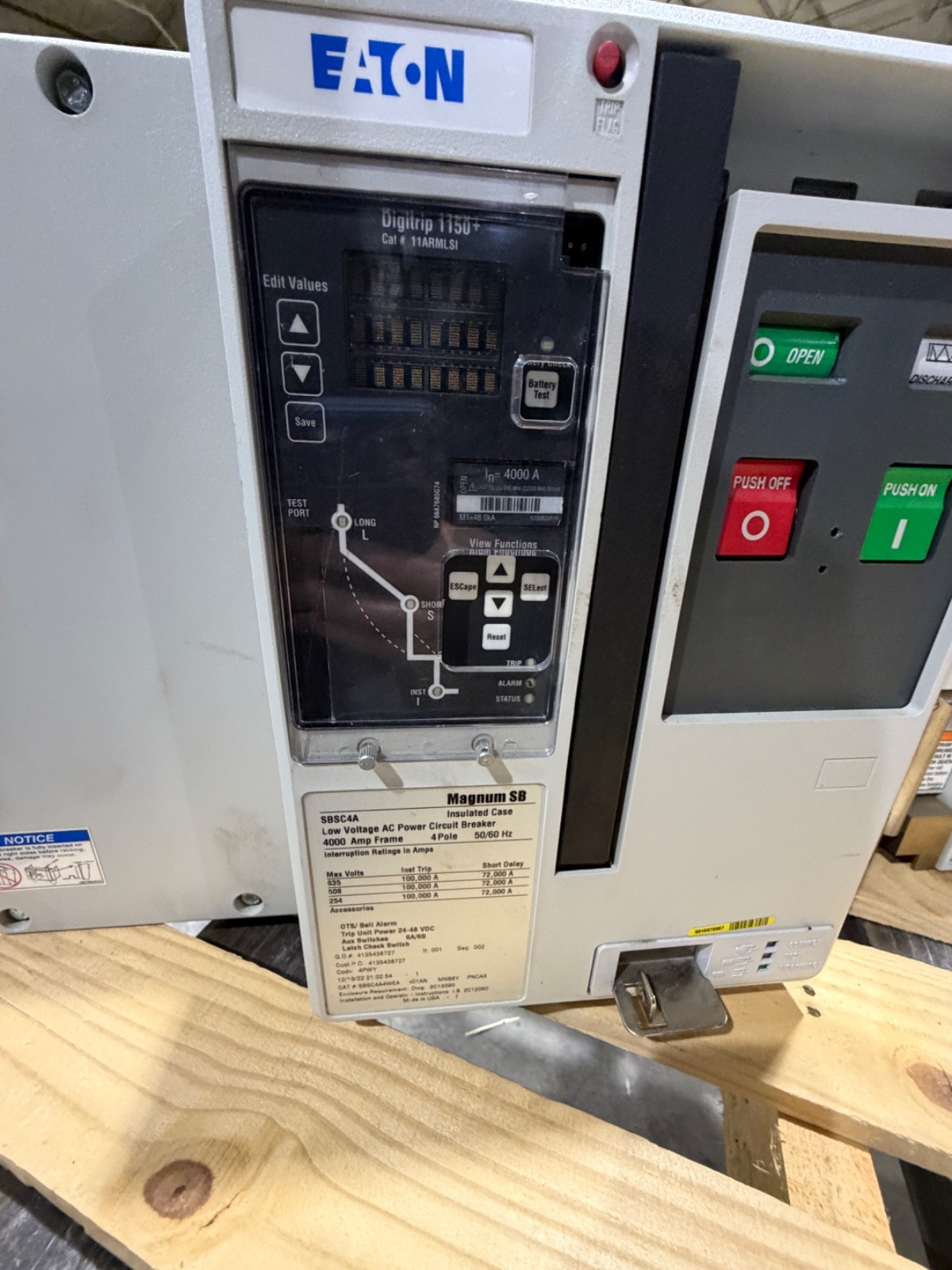 Eaton Cutler Magnum SB SBSC4A 4 Pole 4000 Amp Circuit Breaker Digitrip 11ARMLSI