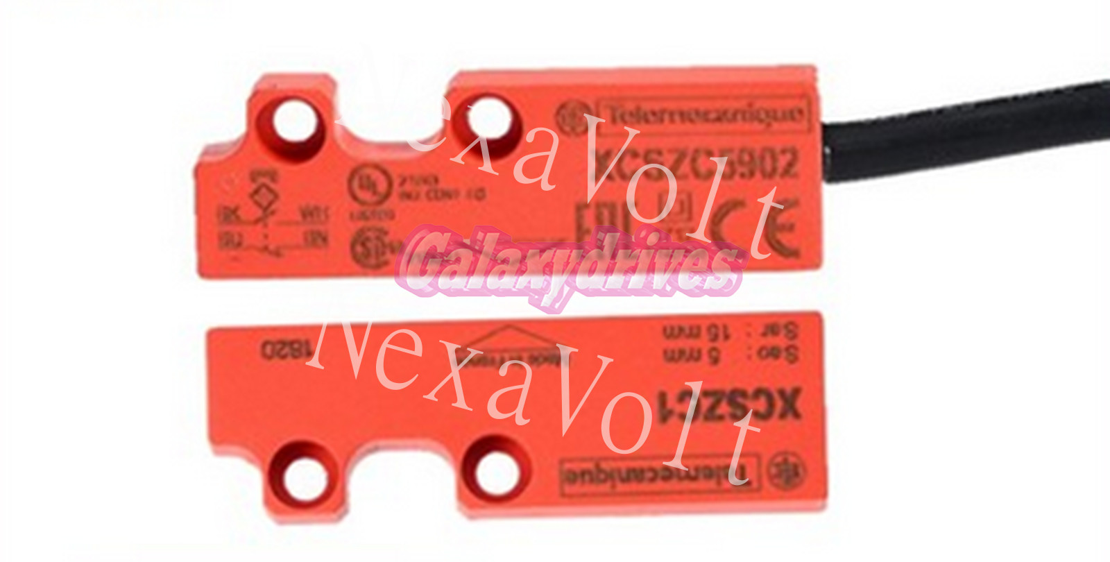 NEW SCHNEIDER XCSZC5902 Magnetic Safety Switches (1Pcs)