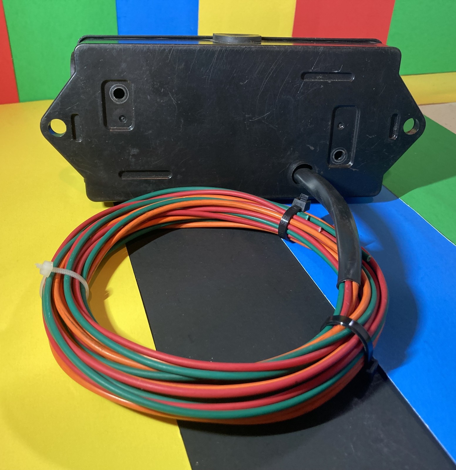 SWITCH BOX, 12 VOLTS DC, 3 SPST 15 AMP TOGGLE SWITCHES WITH HARNESS, NEW