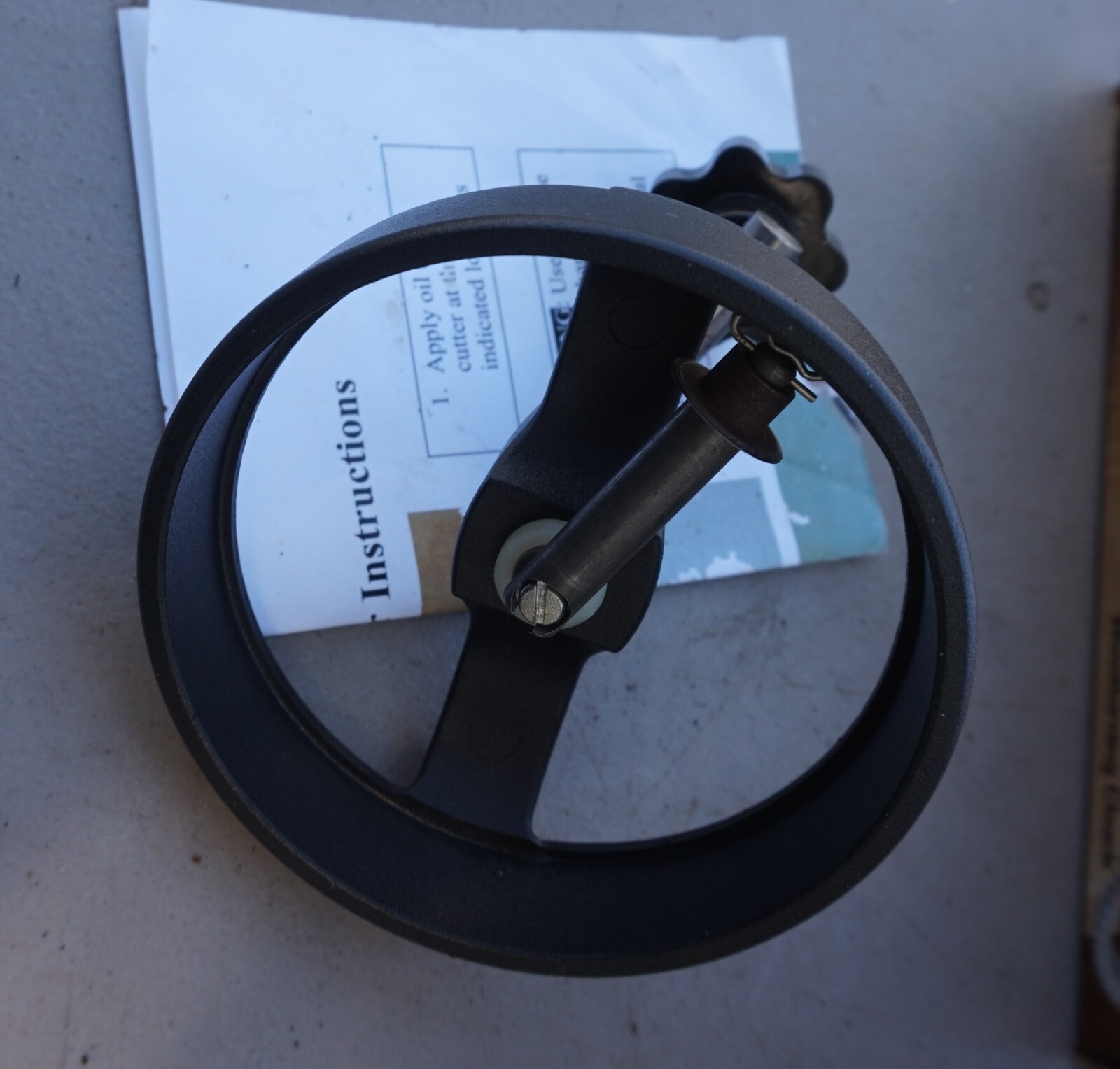 New/Unused Adjustable Circle Cutter!!