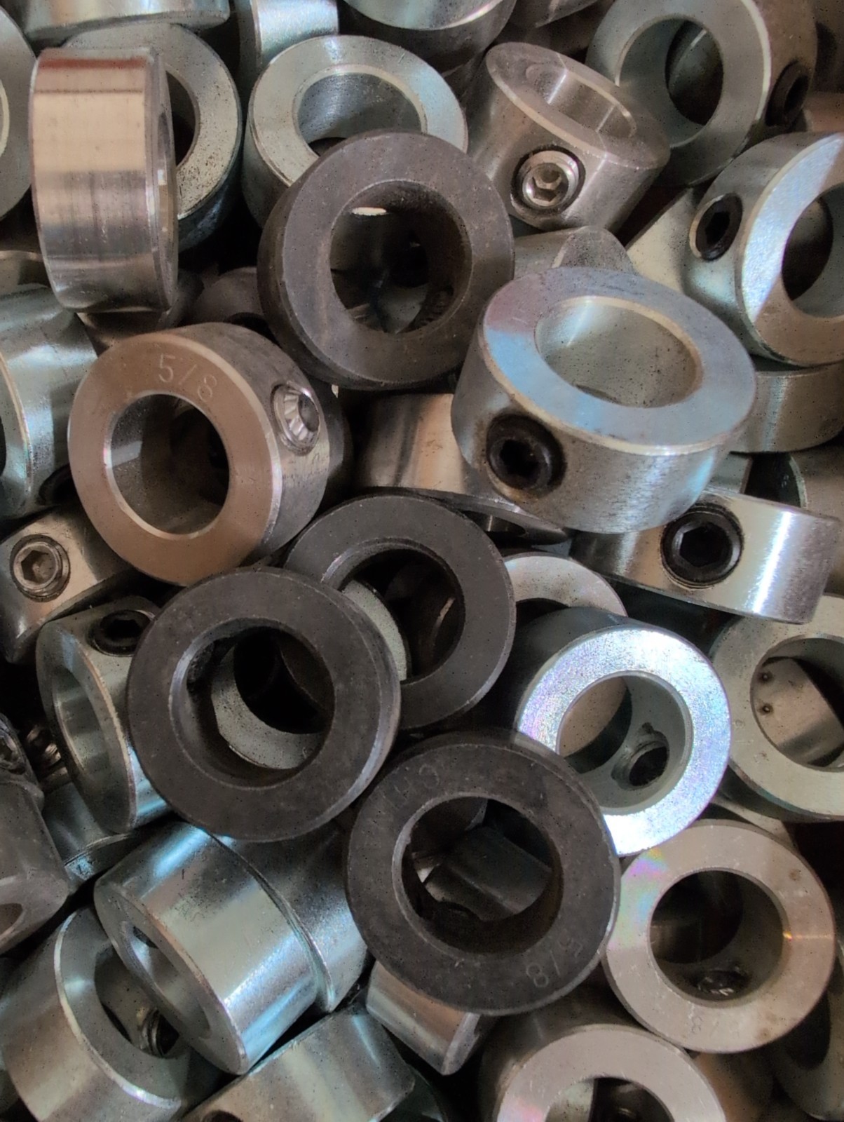 Lot Of 150: 5/8″ SHAFT SET SCREW COLLARS With Screws. Open Bx New