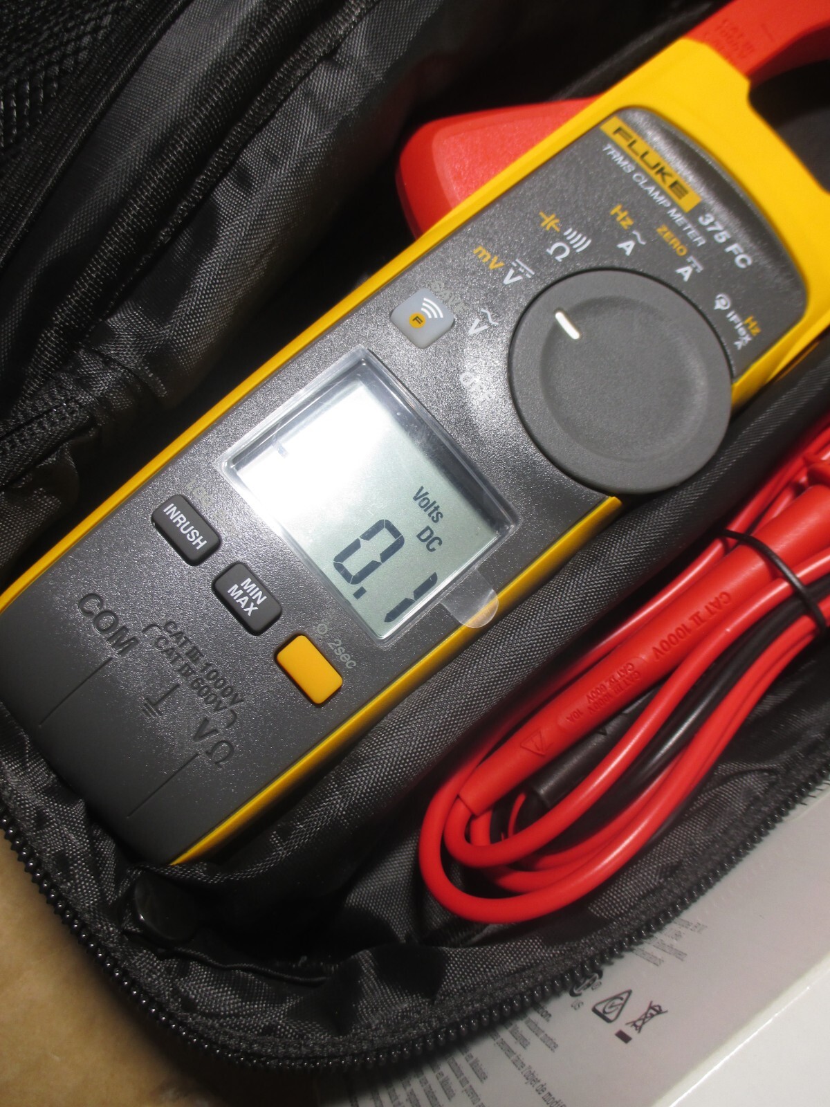 FLUKE 374 FC 4696001 AC/DC TRMS Wireless Clamp new in open box