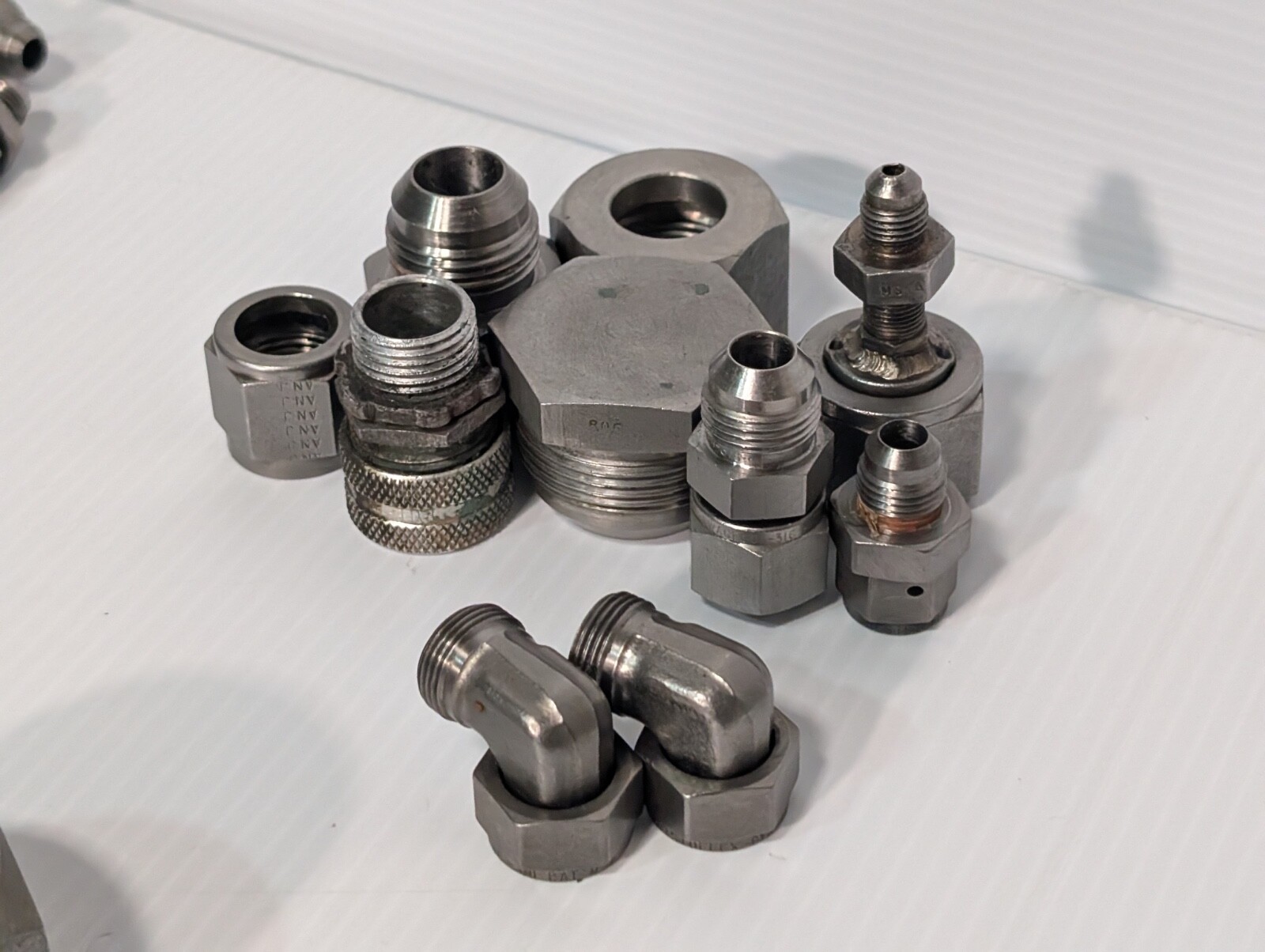 Mixed Lot of Steel Hose Fittings, Swivel Elbows, Universal, Flared Tube & more