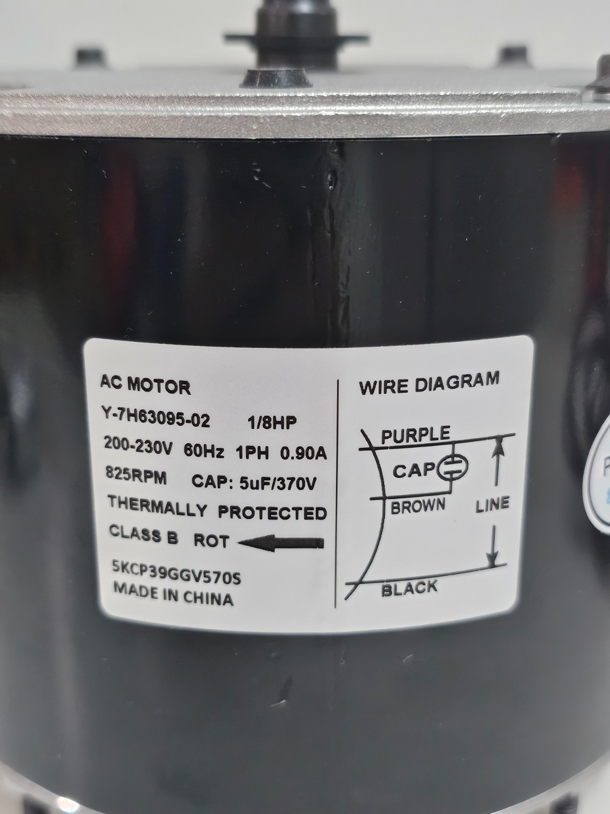 5KCP39GGV570S Condenser Fan Motor with 5µF Capacitor, 1/8 HP 200-230V 825 RPM, 4