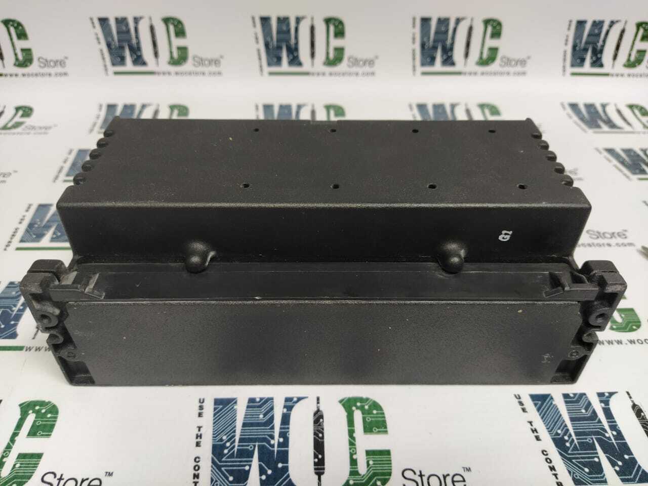 IC660EBD101B IC660TSD100B GE FANUC INPUT OUTPUT MODULE