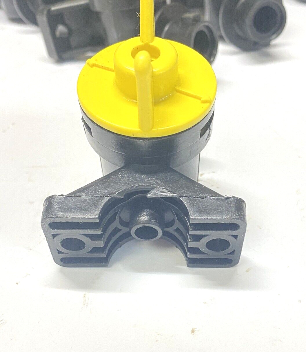 10-Pk FIMCO 5275008 Left/Right Body Nozzle