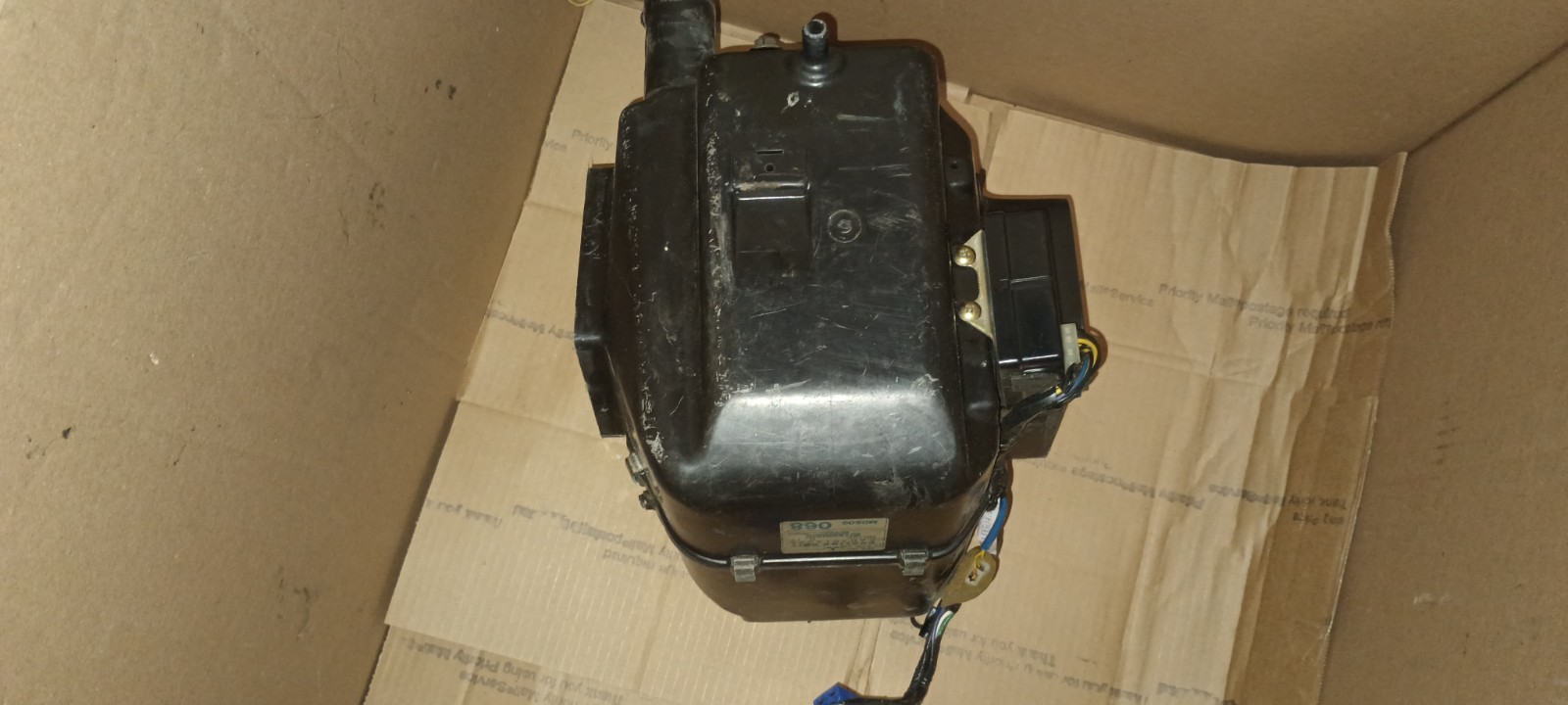 1990-1995 MITSUBISHI MIGHTY MAX / DODGE RAM D50 A/C BOX 2.4 USED OEM