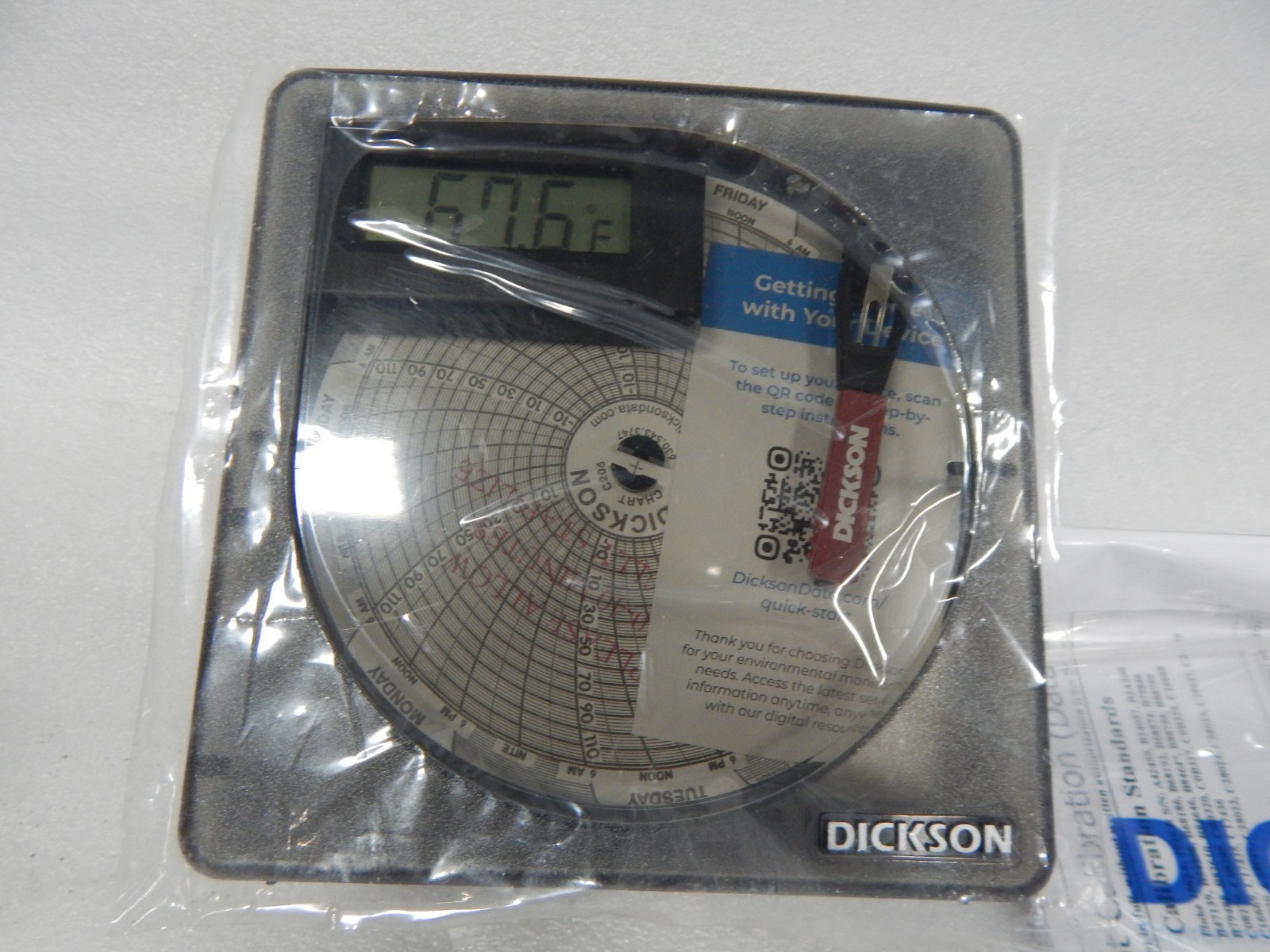 Dickson 4″ Circular Chart Recorder SL4350, 7 Day, 24 Hour, calibration 12/2025
