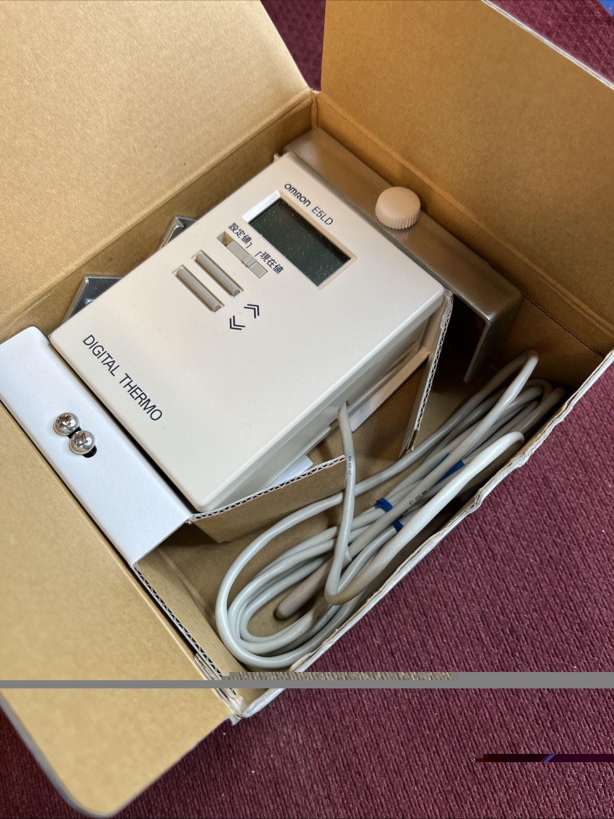 OMRON Genuine NIB E5LD-6 DIGITAL THERMOCONTROLLER RANGE -20.0 TO 60.0C