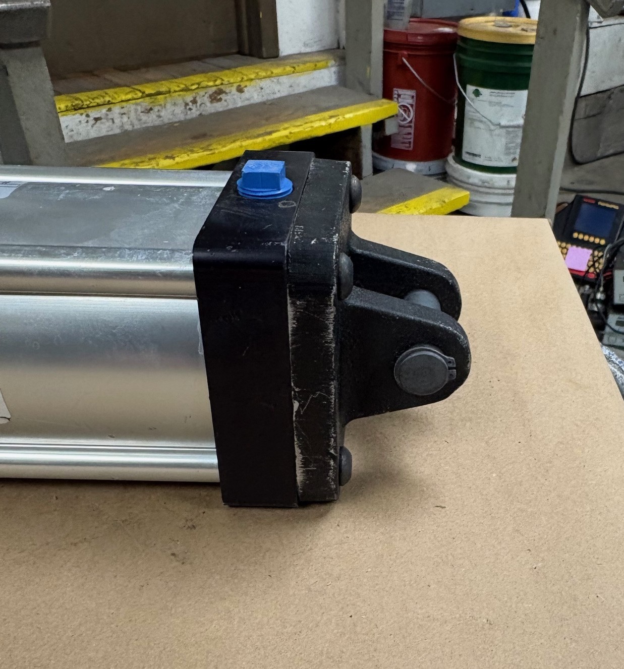 SCHRADER BELLOWS ECONO-RAM II FW2E11850BS 7.000 PNEUMATIC CYLINDER 250 PSI NEW