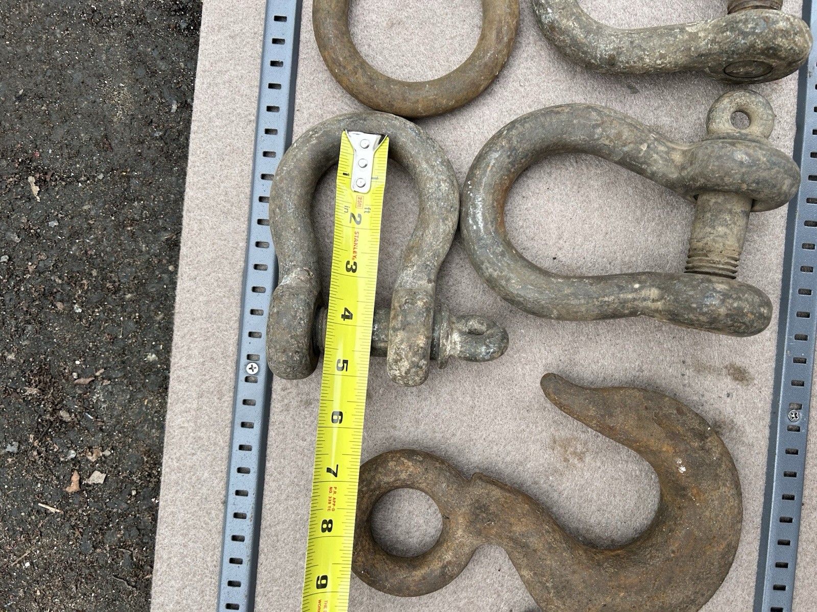 Assorted Large And Heavy Duty Shackles Two Crosby’s And Two Pairings