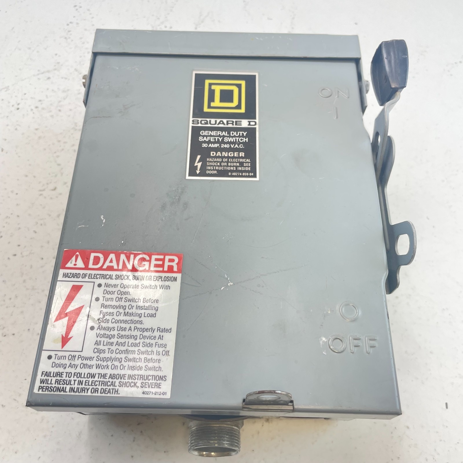 SQUARE D D221NRB SAFETY DISCONNECT SWITCH SERIES E2 3R ENCLOSURE 30AMP 240V 60HZ