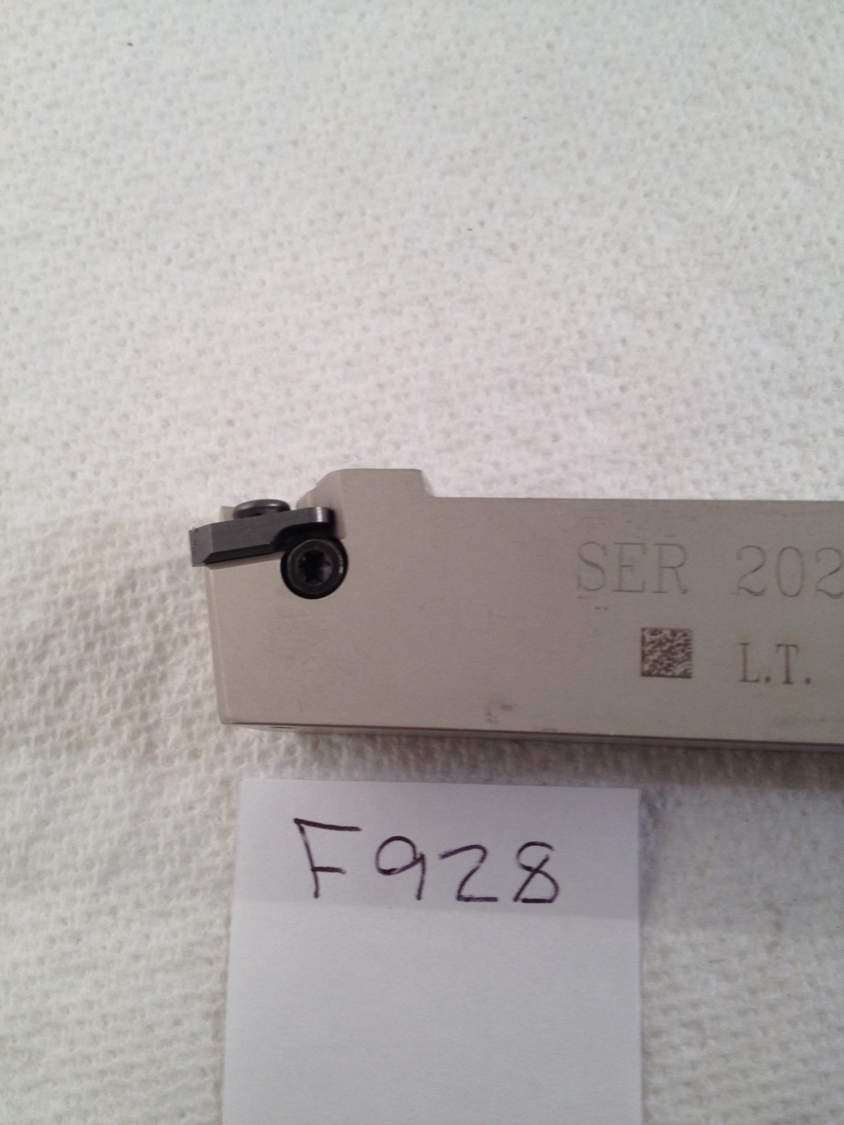 NEW ISCAR 20 MM SH THREADING TOOL HOLDER SER 2020 K16. 3800003. Israel. -f928-