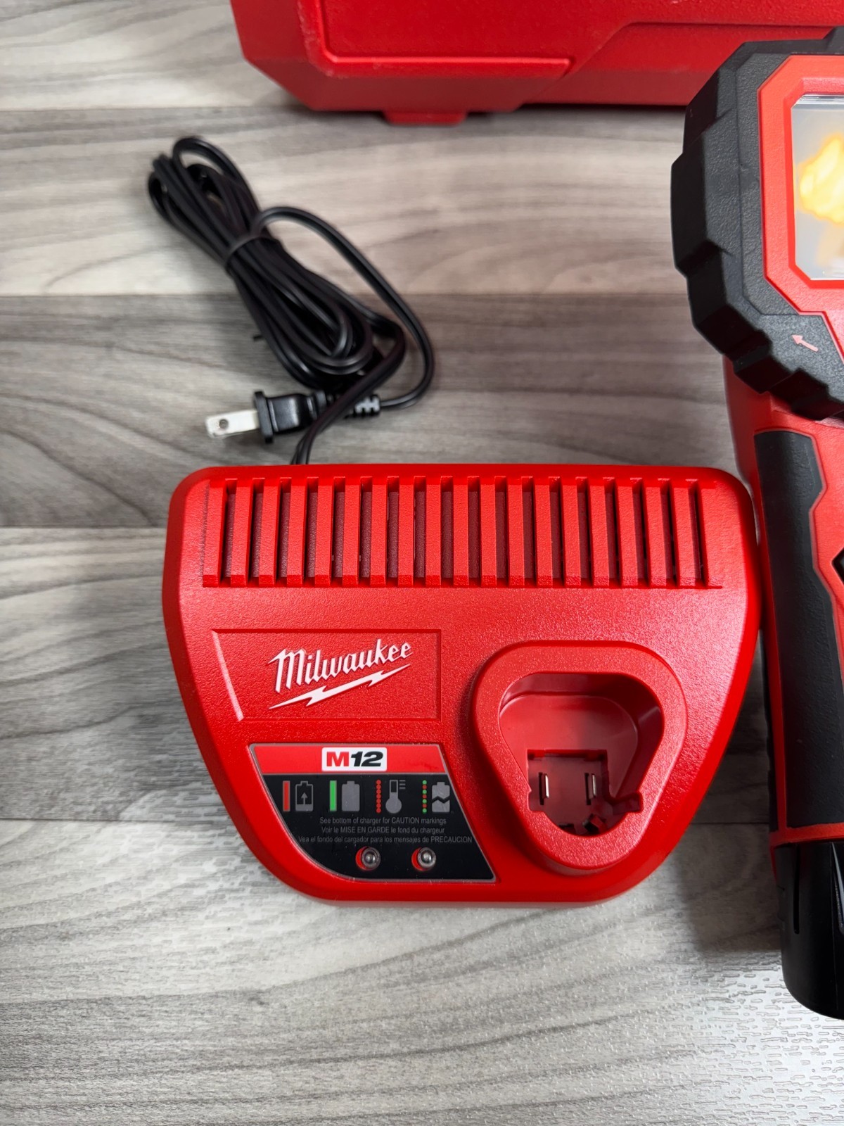 MILWAUKEE 2313-21 M12 M-SPECTOR 360 INSPECTION CAMERA KIT BUNDLE BATTERY & CASE