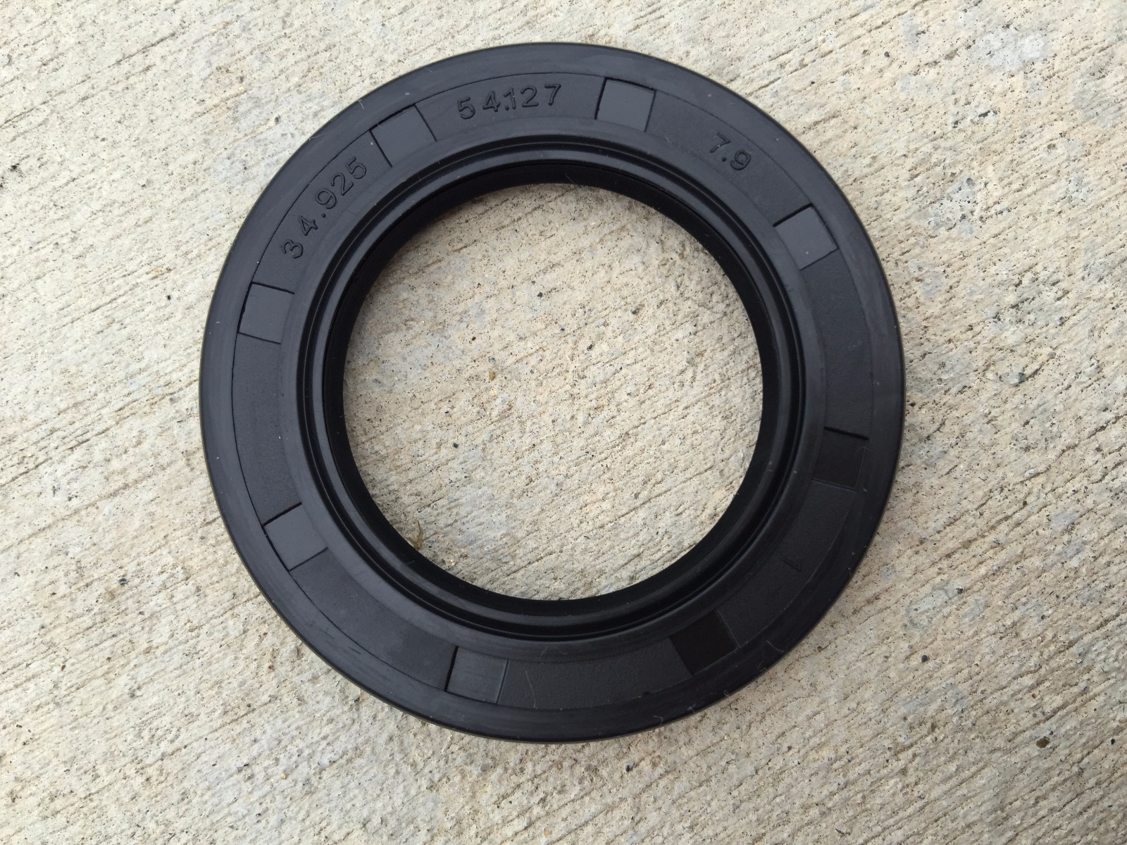 40HP Rotary Cutter Gearbox Input Oil Seal, Land Pride part 060060, 05-002