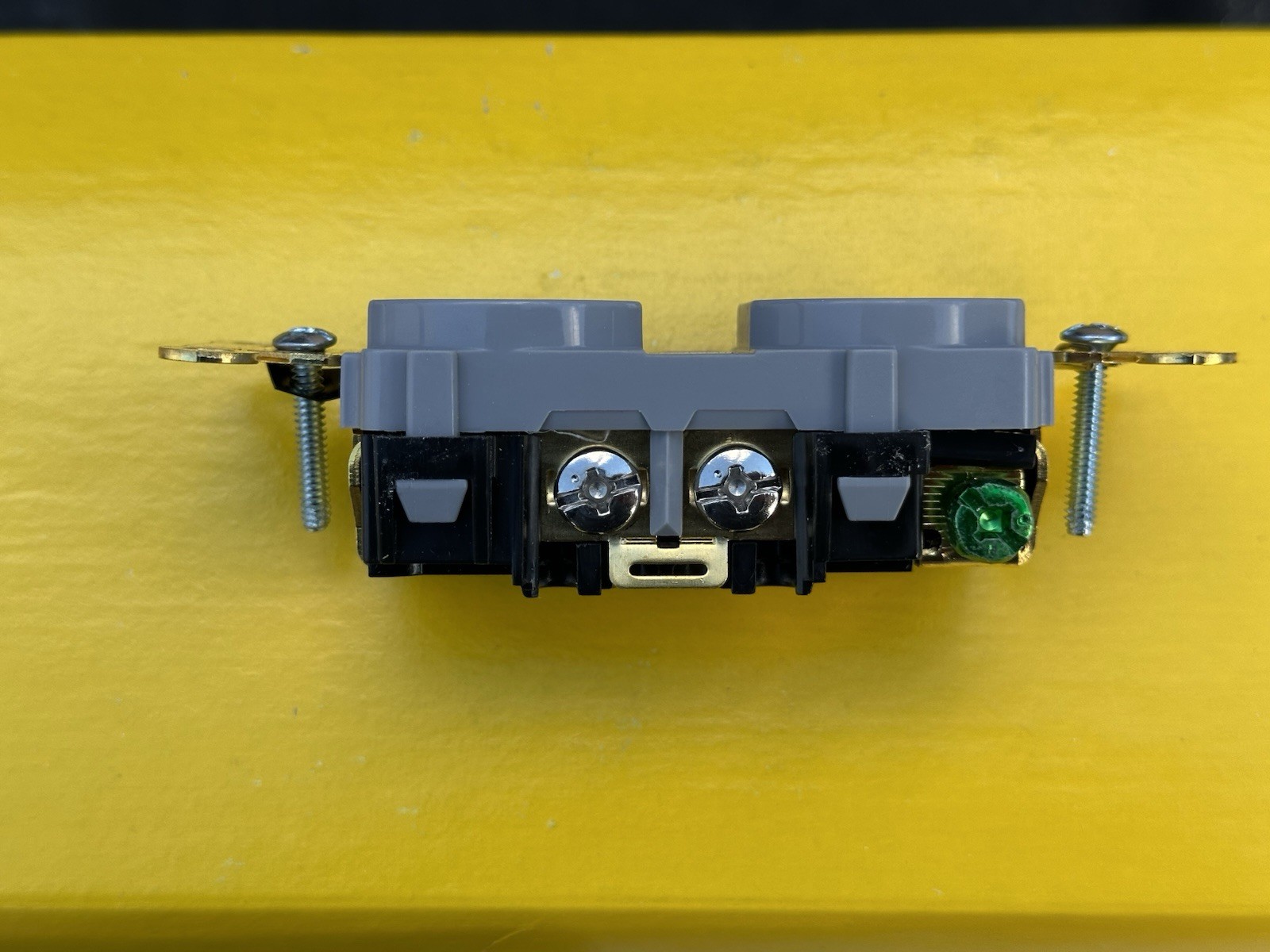 (10 Pack) Hubbell HBL 5362 GYTR Duplex Receptacle 125V 20A, 2-Pole/3-Wire