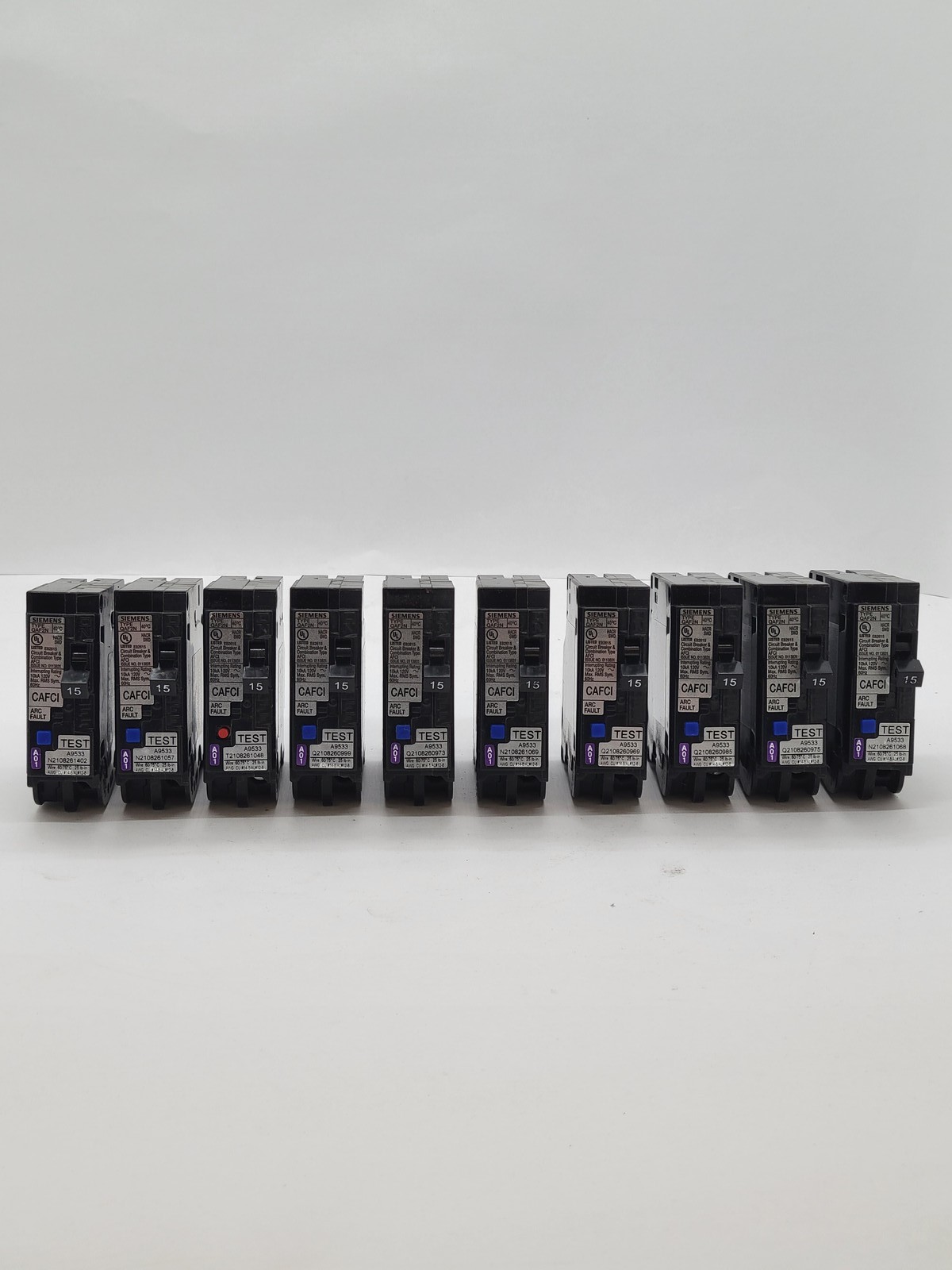 10PC Siemens QA115AFCN Plug-In Circuit Breaker 15A 1P 120V 10KA QAF2N CAFCI