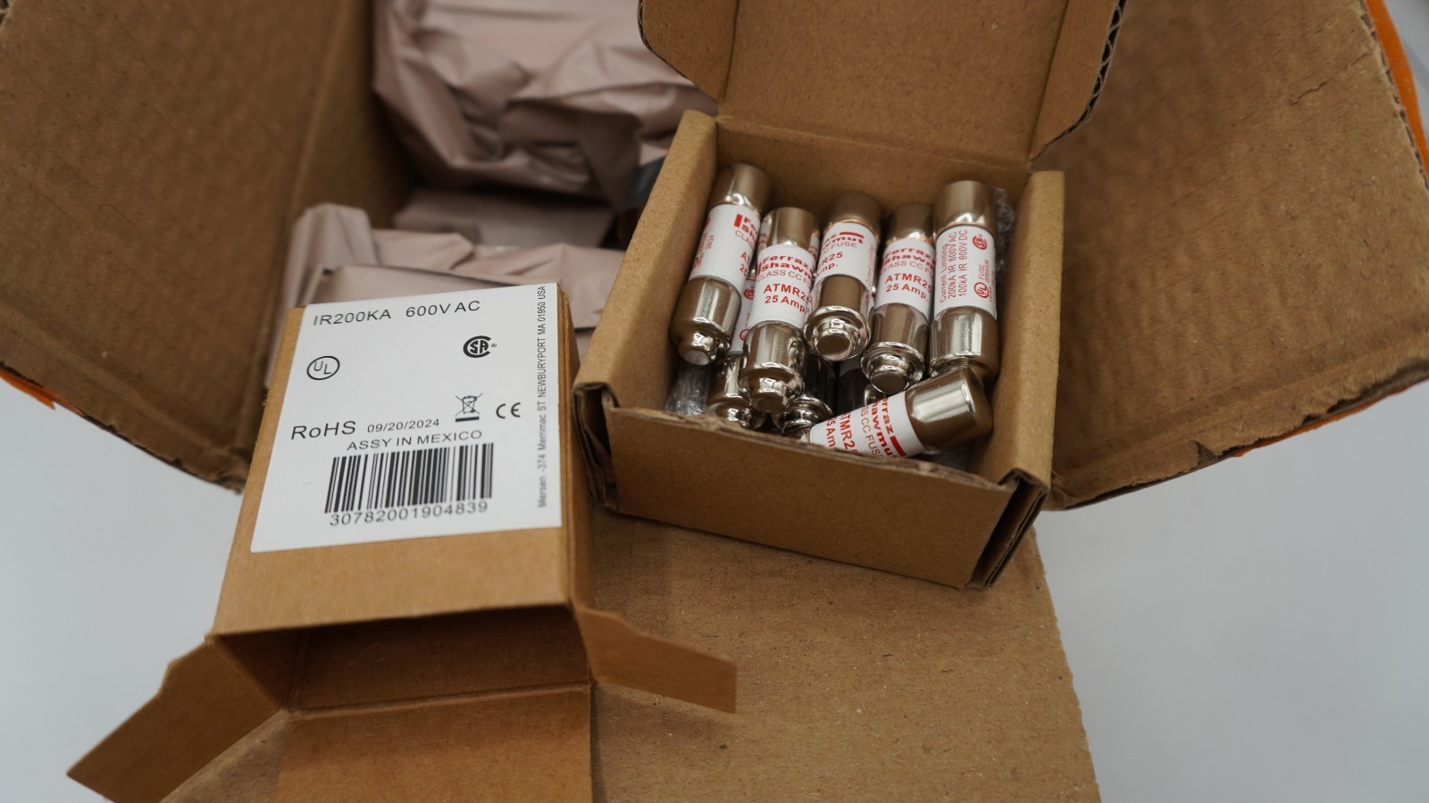 Pack of 10 Amp-trap Fuses Mersen ATMR25 25A 600Vac Fuse ATMR – Class CC