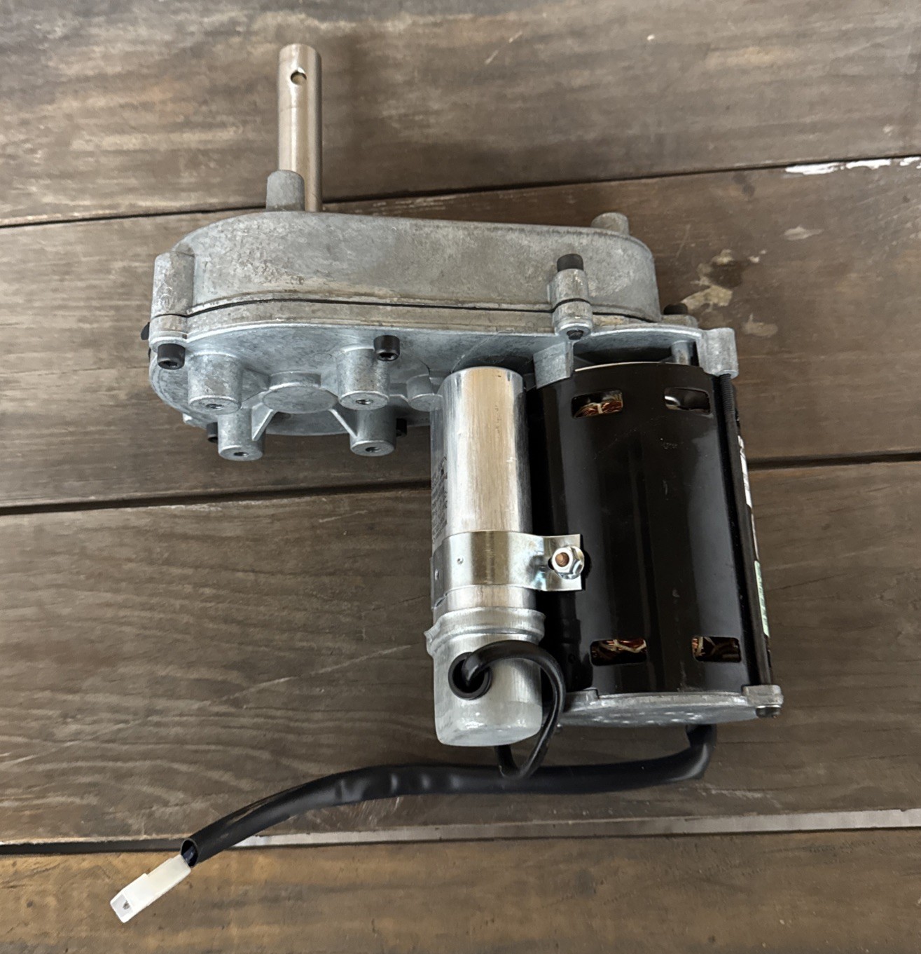 Lancer Ice Shaver gear motor V04199AN62, 115V, 60Hz, 6.5 RPM, 1200 in-lb «NOS»