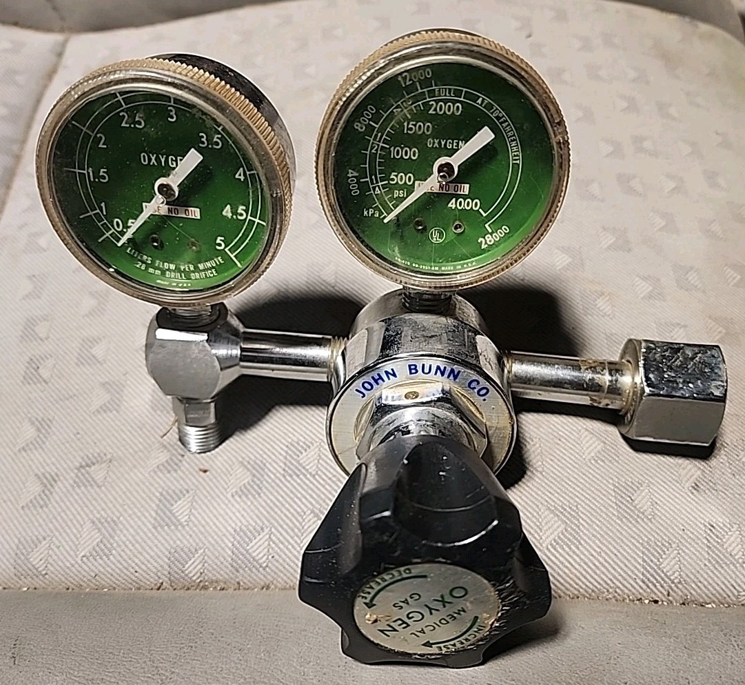 John Bunn Co. Gas Oxygen Regulator Valve Gauge Model 0150-055 5L fpm – Used