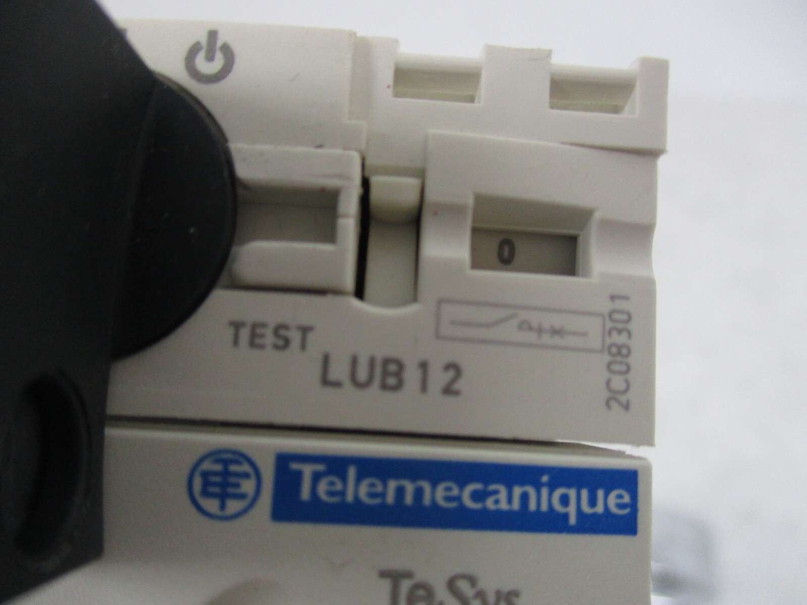 TELEMECANIQUE LUB 12 / LUCB05FU MOTOR STARTER BASE & CONTROL UNIT, T1342