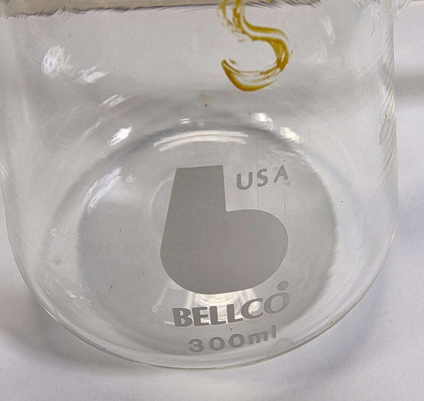 Lot of 4 Bellco 2574-14133 300mL Nephelo Culture Flasks Threaded Sidearm