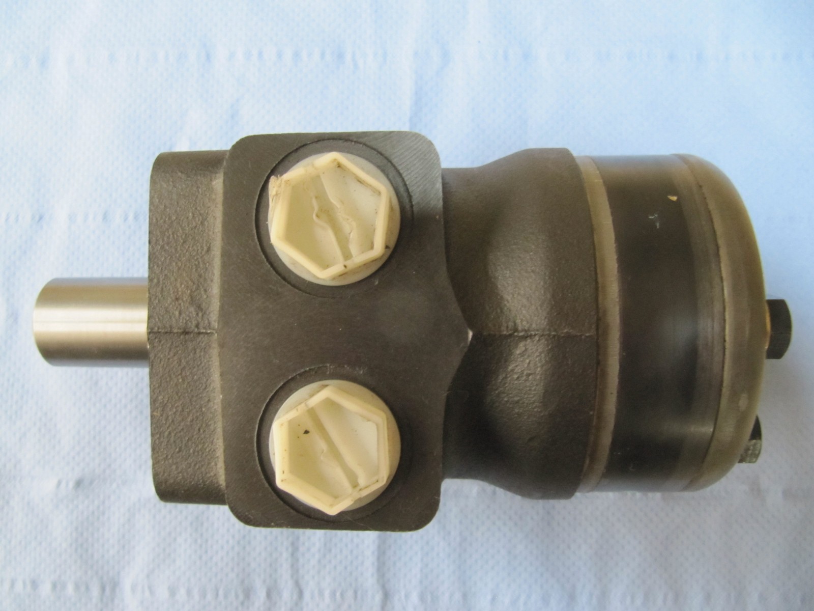 SAUER DANFOSS DH 160 151 2045 Orbital Motor New Old Stock Made in Denmark