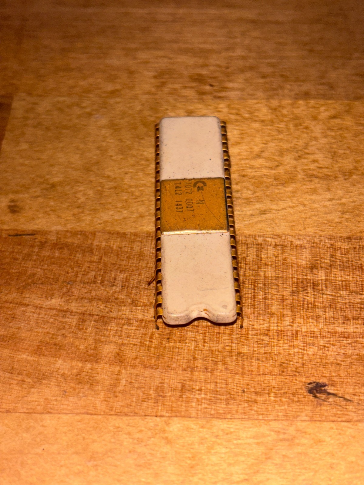 Unknown Brand 7072 0007 7.412 1437 Vintage Gold IC