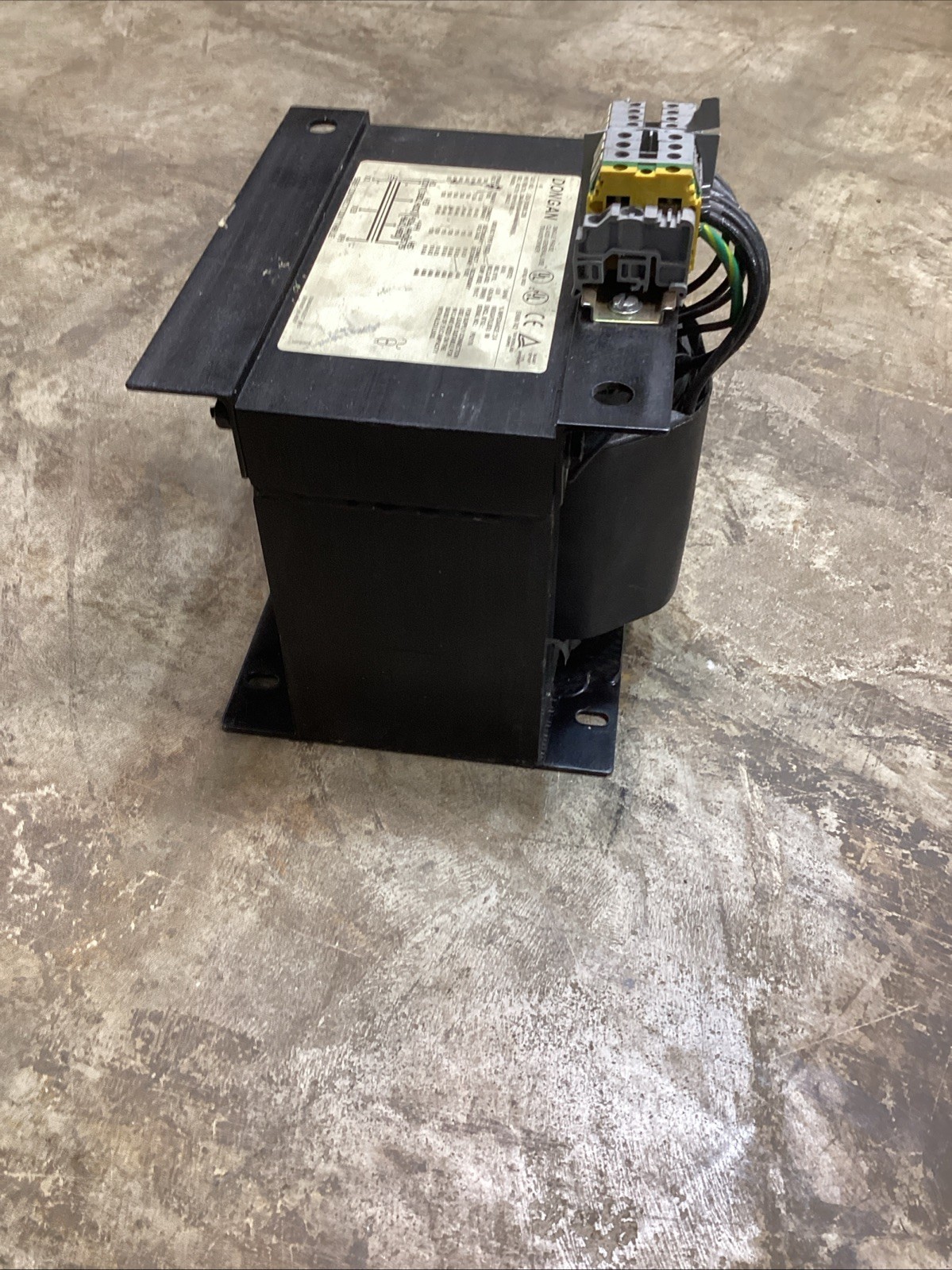 Dongan ES-10300.326 Single Phase Class I Transformer