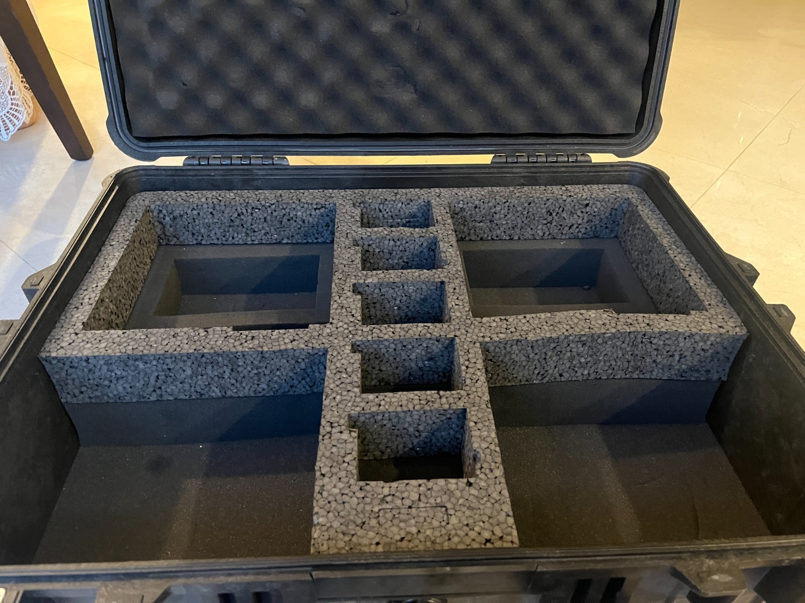 HME DX300 headset system, with 8 Beltpack, batteries case and more