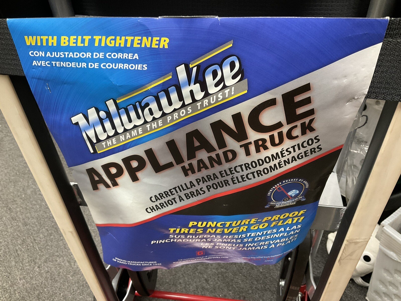 Milwaukee Hand Truck Aluminum Appliance Hand Truck Weight Capacity (lbs) 800.0